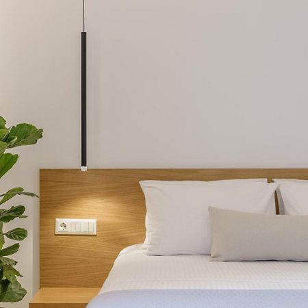 Central Sunny Loft With Plunge Pool Athena Bagian luar foto