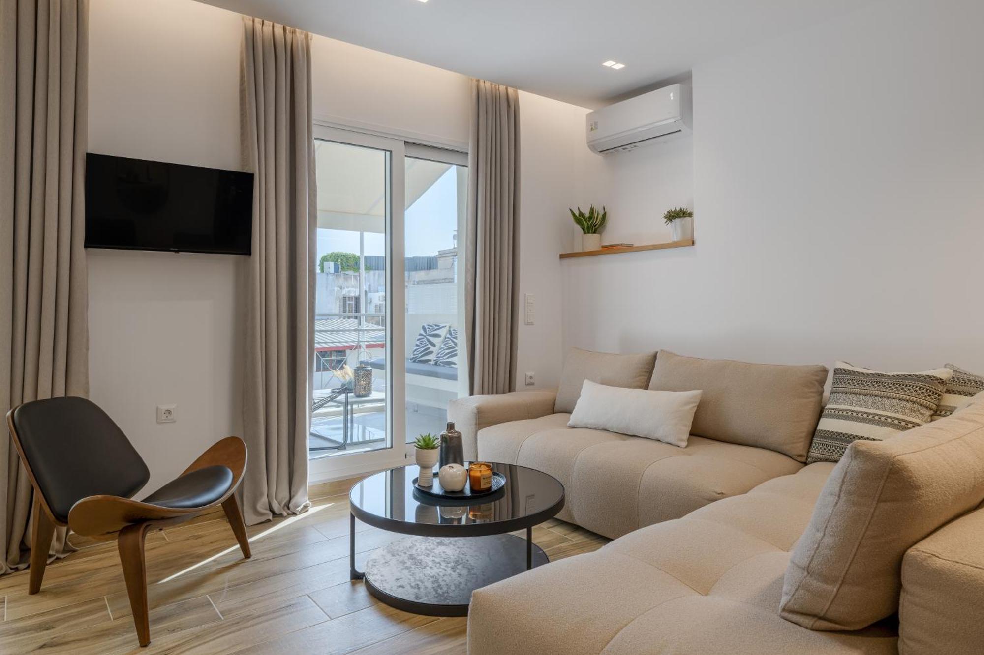 Central Sunny Loft With Plunge Pool Athena Bagian luar foto